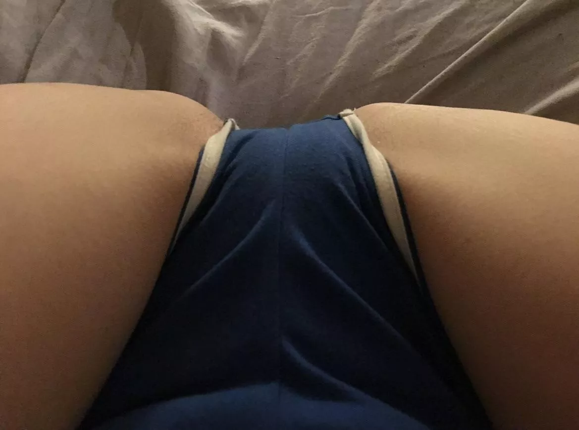 Need someone to help me stretch 😏