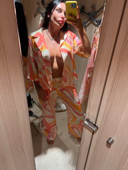 Open all your naughty fantasies for me