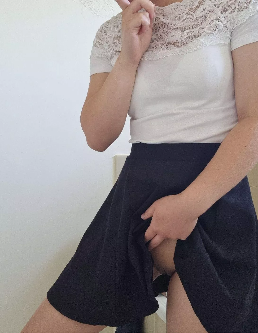 Should I welcome my boy(f)riend like this when he comes home? ❤️