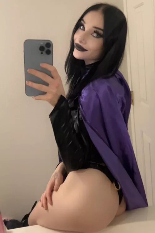 slutty Raven (uregirl112)