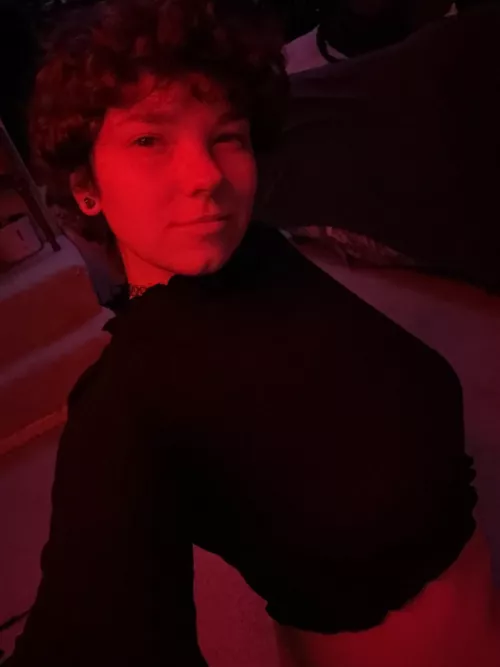 This red light is perfect for getting hot and heavy