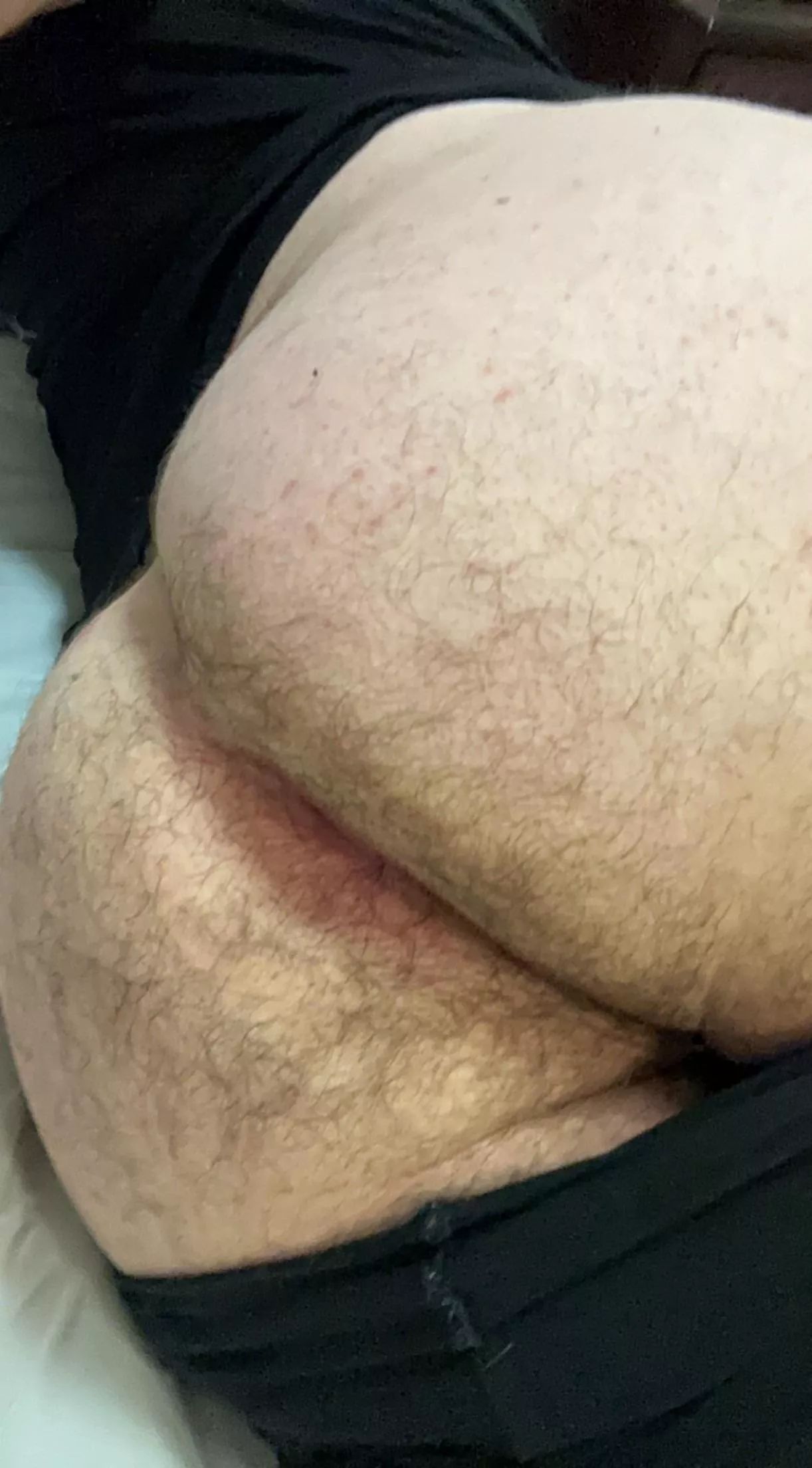 When I say I’ve been sweating all day I mean that my furry ass has been wet since i woke up 22 aus