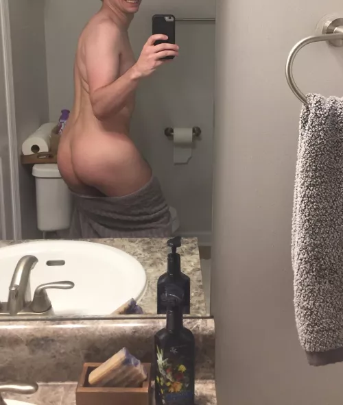 Whoever comments gets to hit it 😜