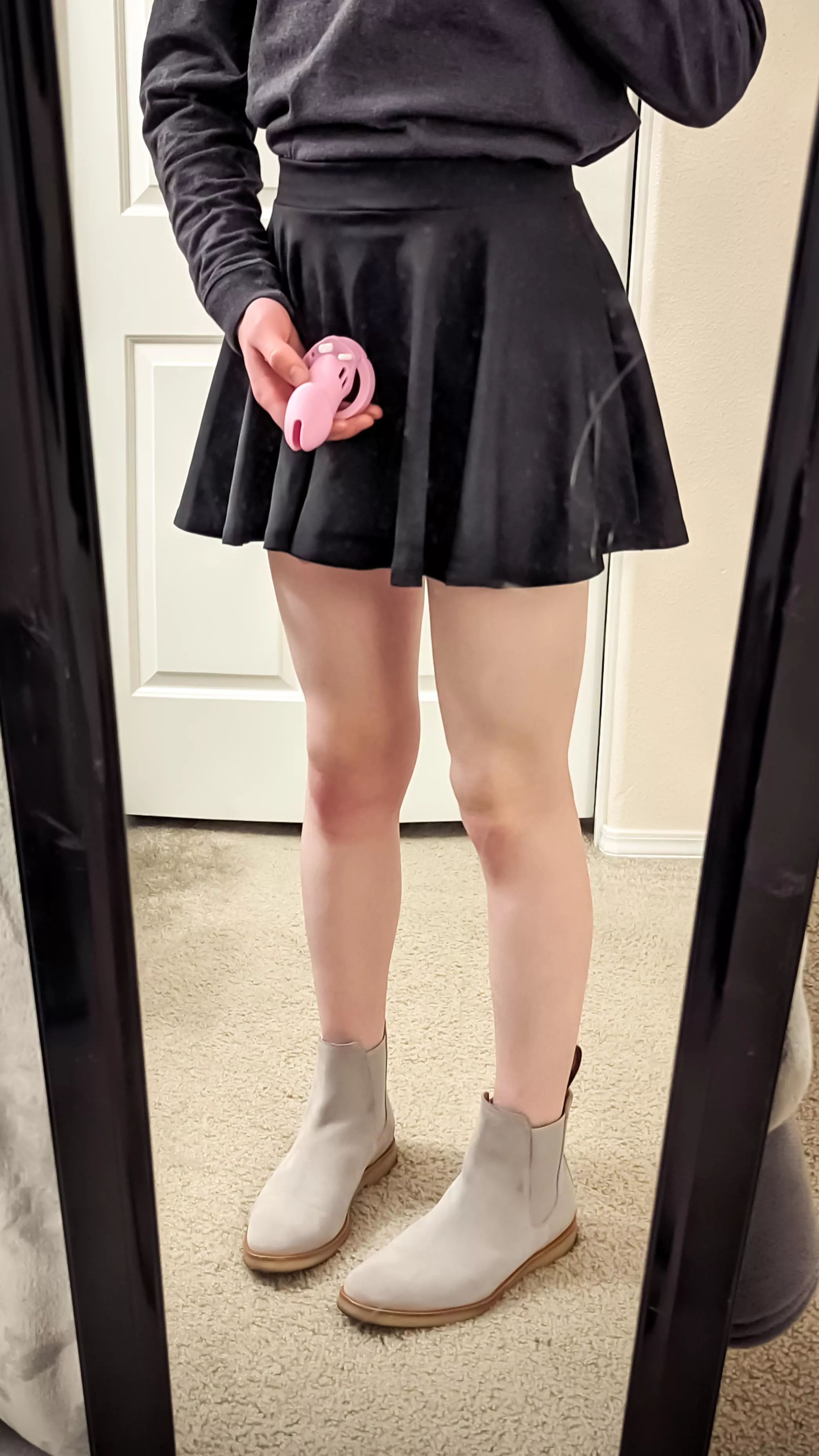 [21] someone teach me what it means to be a girl