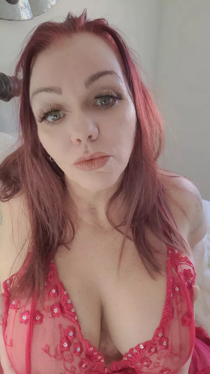 48[F] Going to be 50 and Fabulous Soon... 🥰️😘