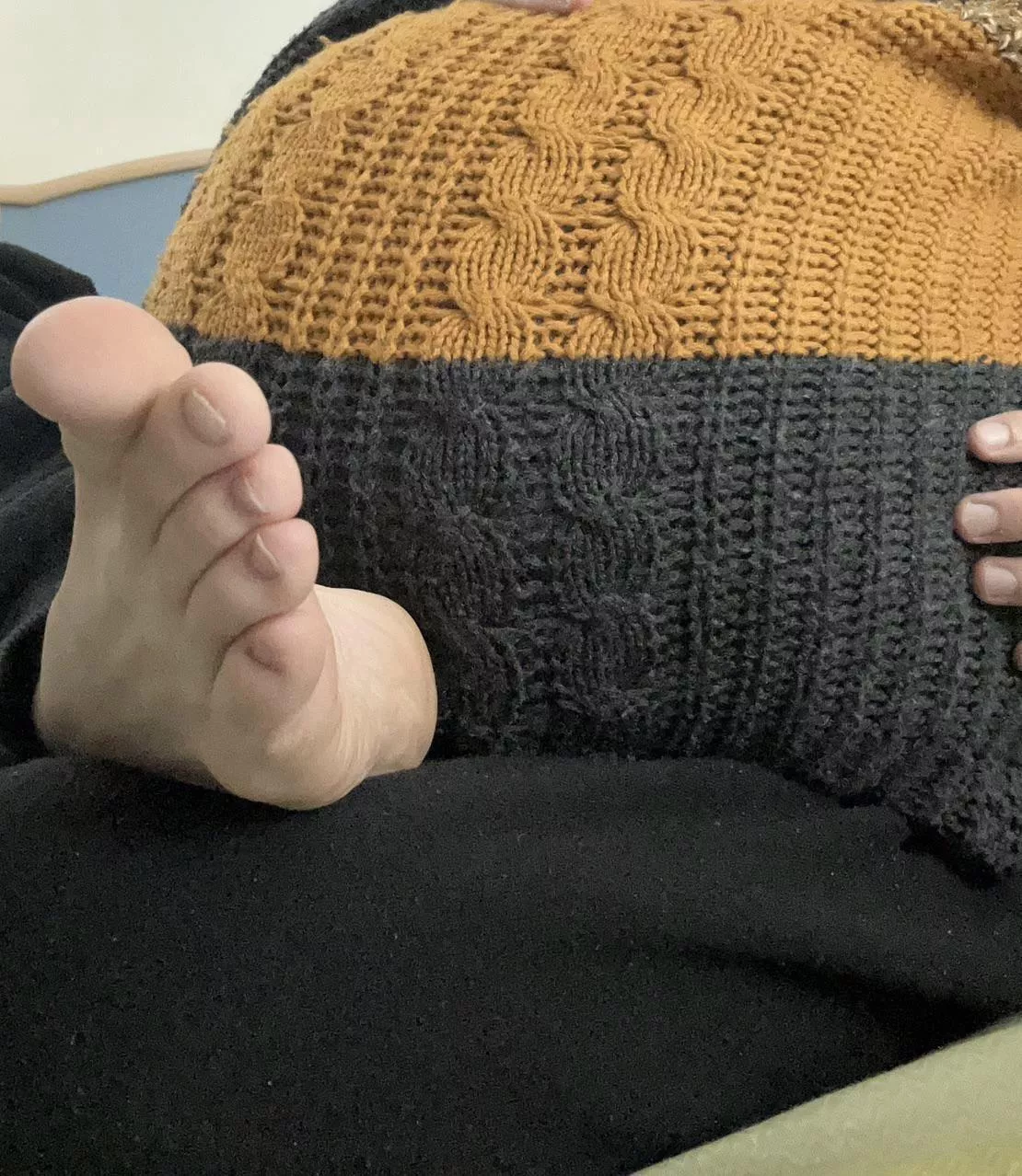 Anyone interested in pregnant feet?