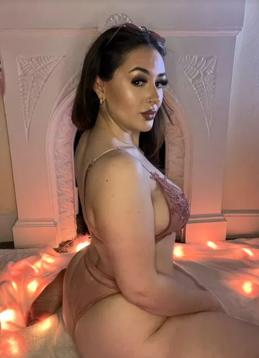 Are you into girls with my body type??