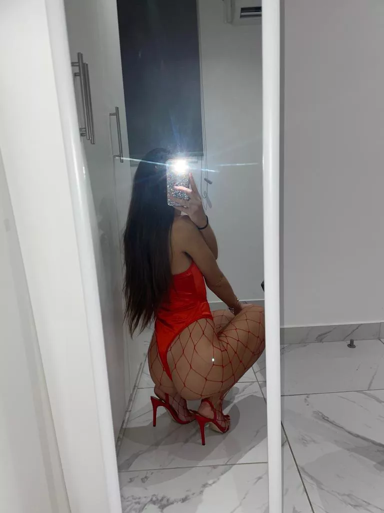 Can I wear this for our first date?