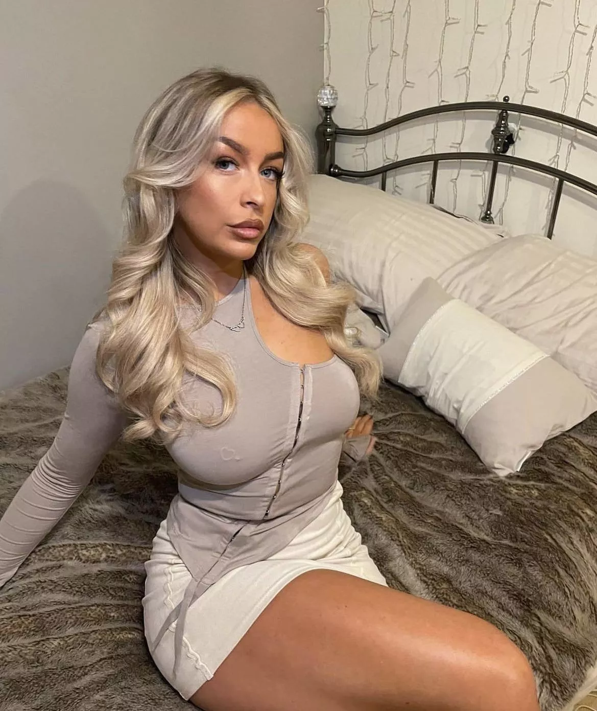 Chav showing off her piercing