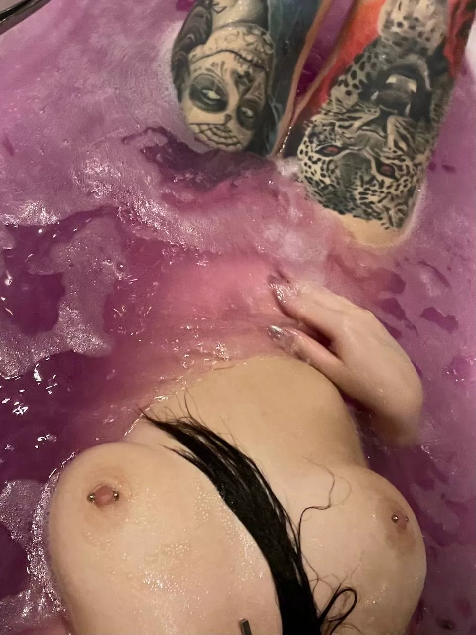 Come and take a bath together