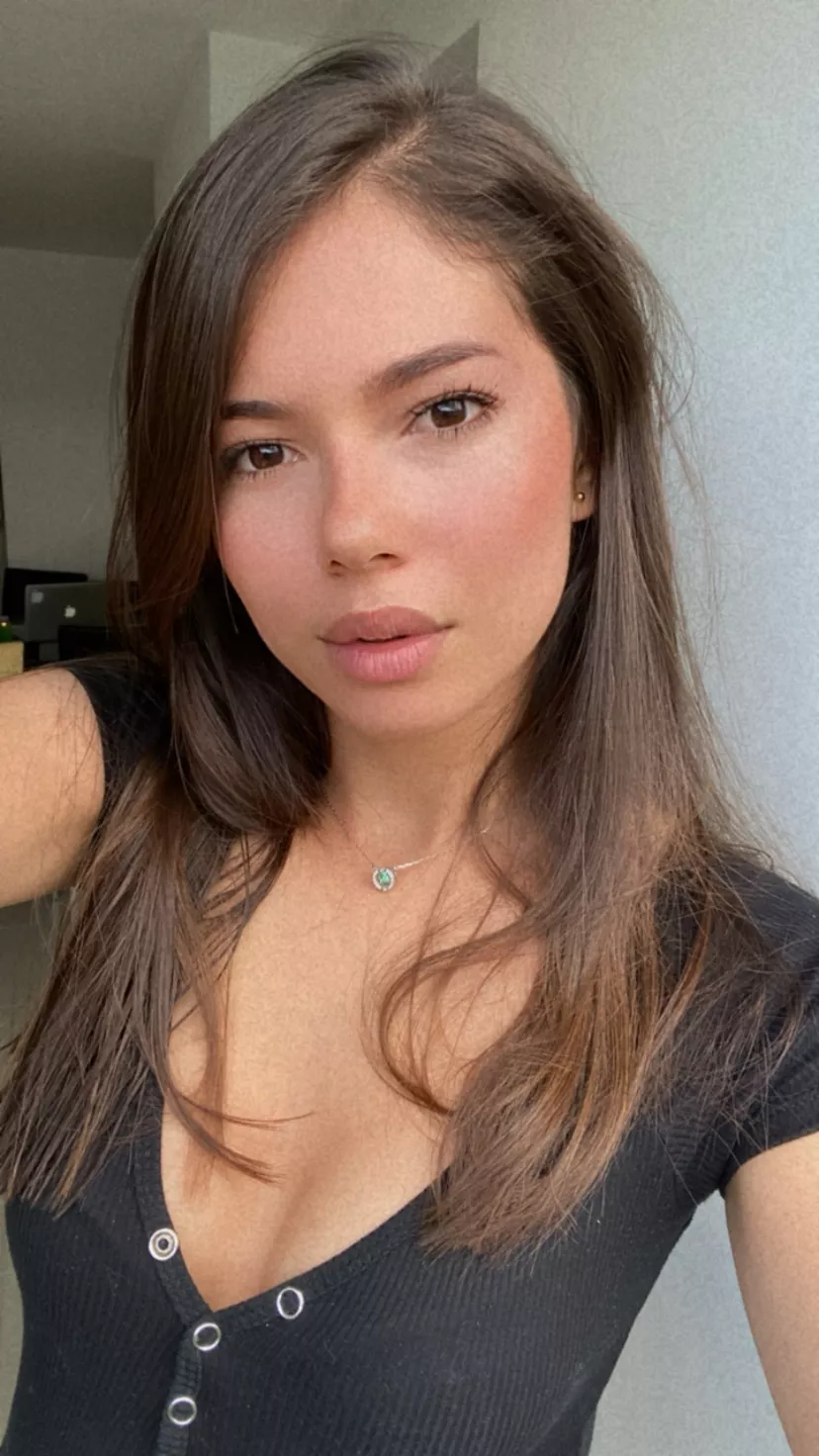 Do you like my selfie?