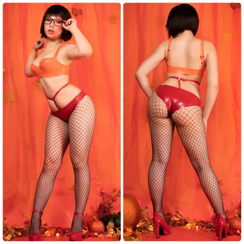 Fishnet variation of Velma!