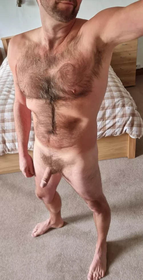 Give my chest a valentine stroke 😉