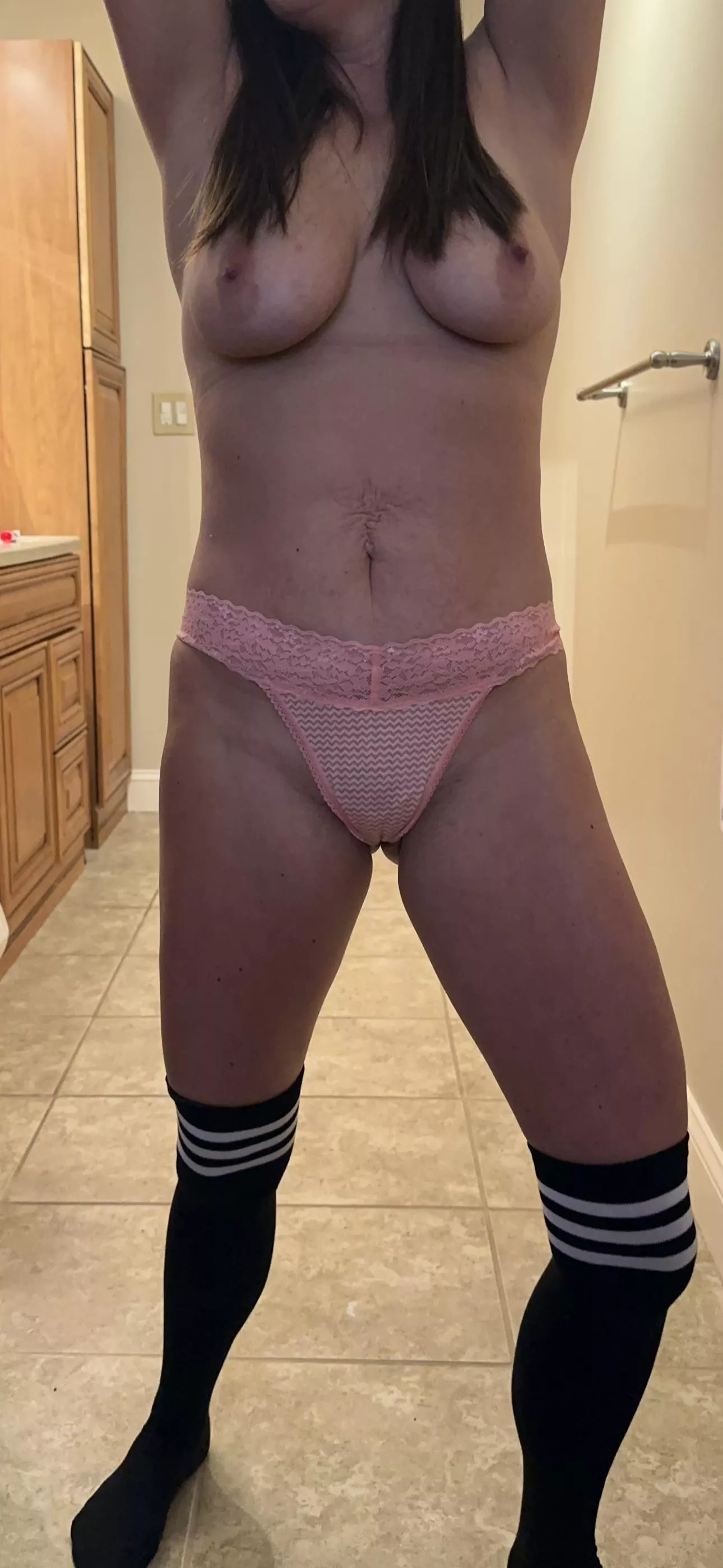 Hungry for cock milf