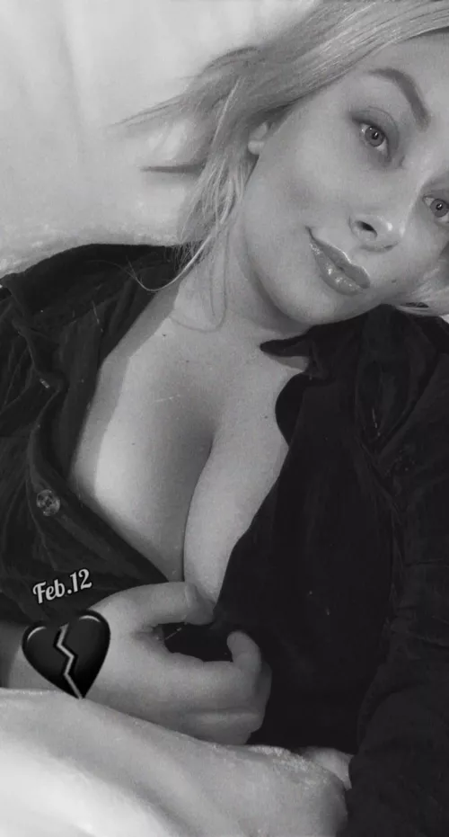 I know you wanna see more😋🙈