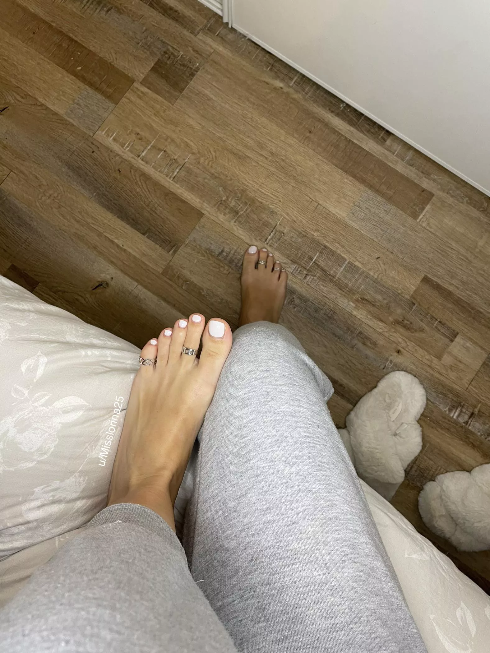 I need a good massage before going to bed, can you volunteer?😊😍