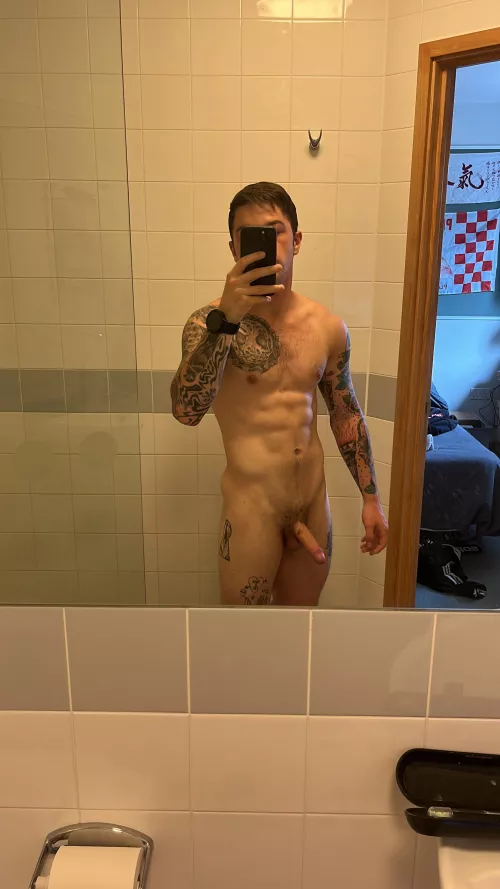 I’ve been having a lot of fun replying to messages and even making tributes, yes that’s a bruised sausage