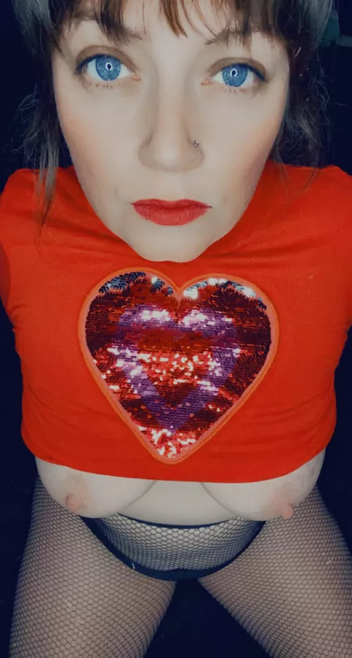 On my Milfy knees for Valentine’s Day (f)41