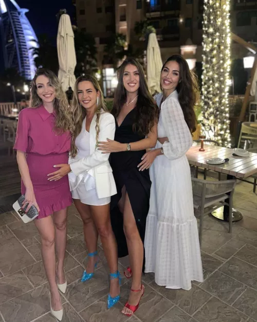 Sanja % Fiends- Happy Valentines folks