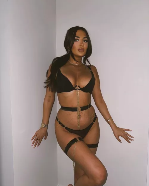 she wants a valentine surprise inside