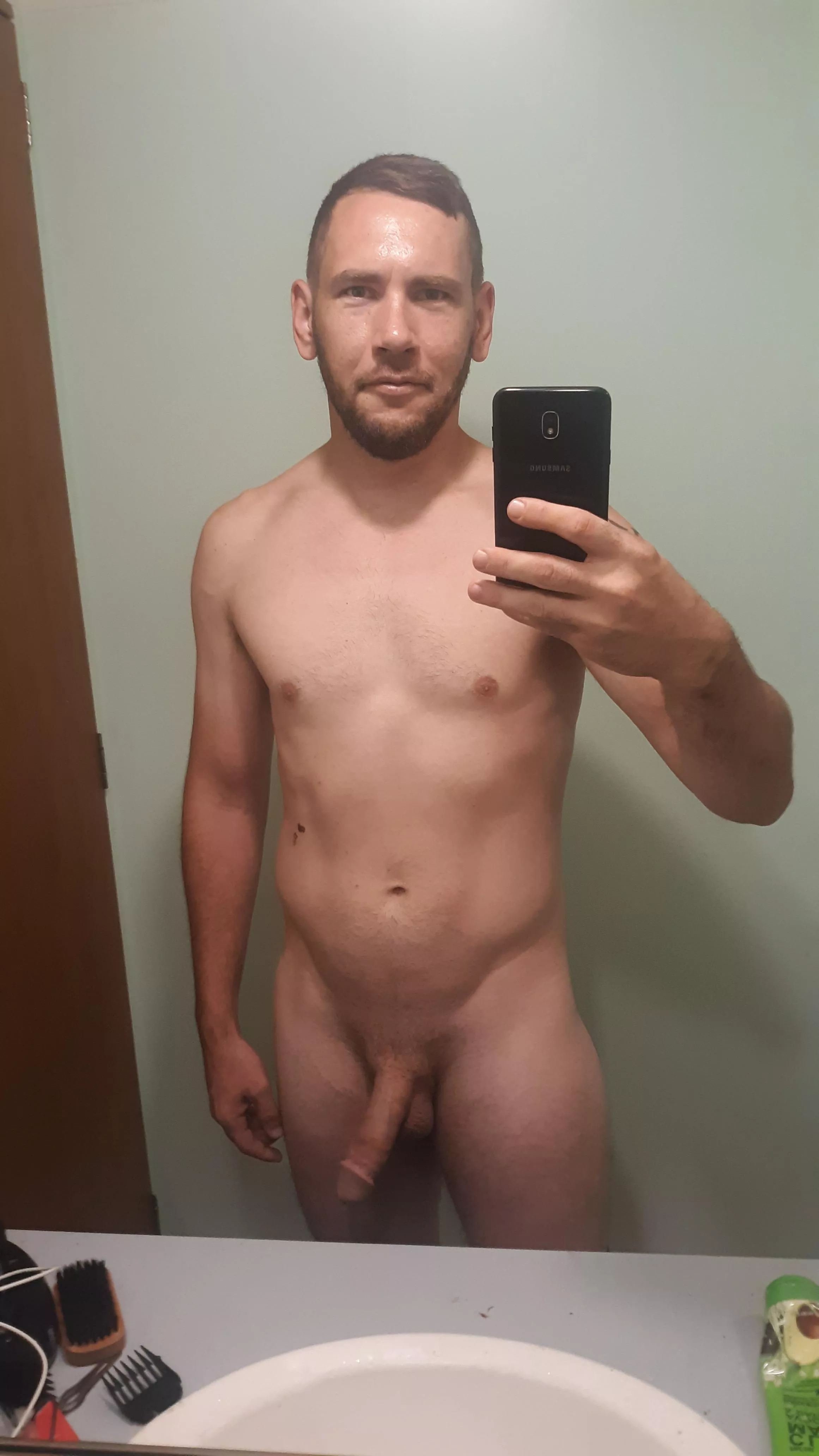 Showing off my new haircut