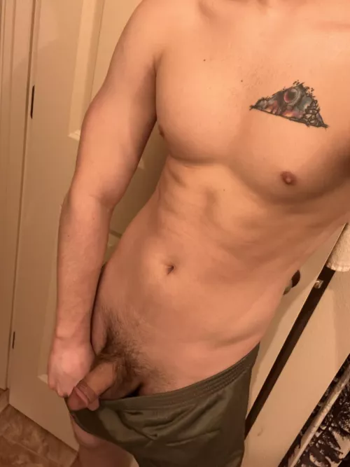 Slight chub after a good workout who should I send this to😘 (23)