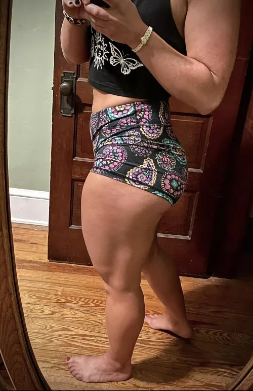 The only paisley yoga shorts I've ever seen