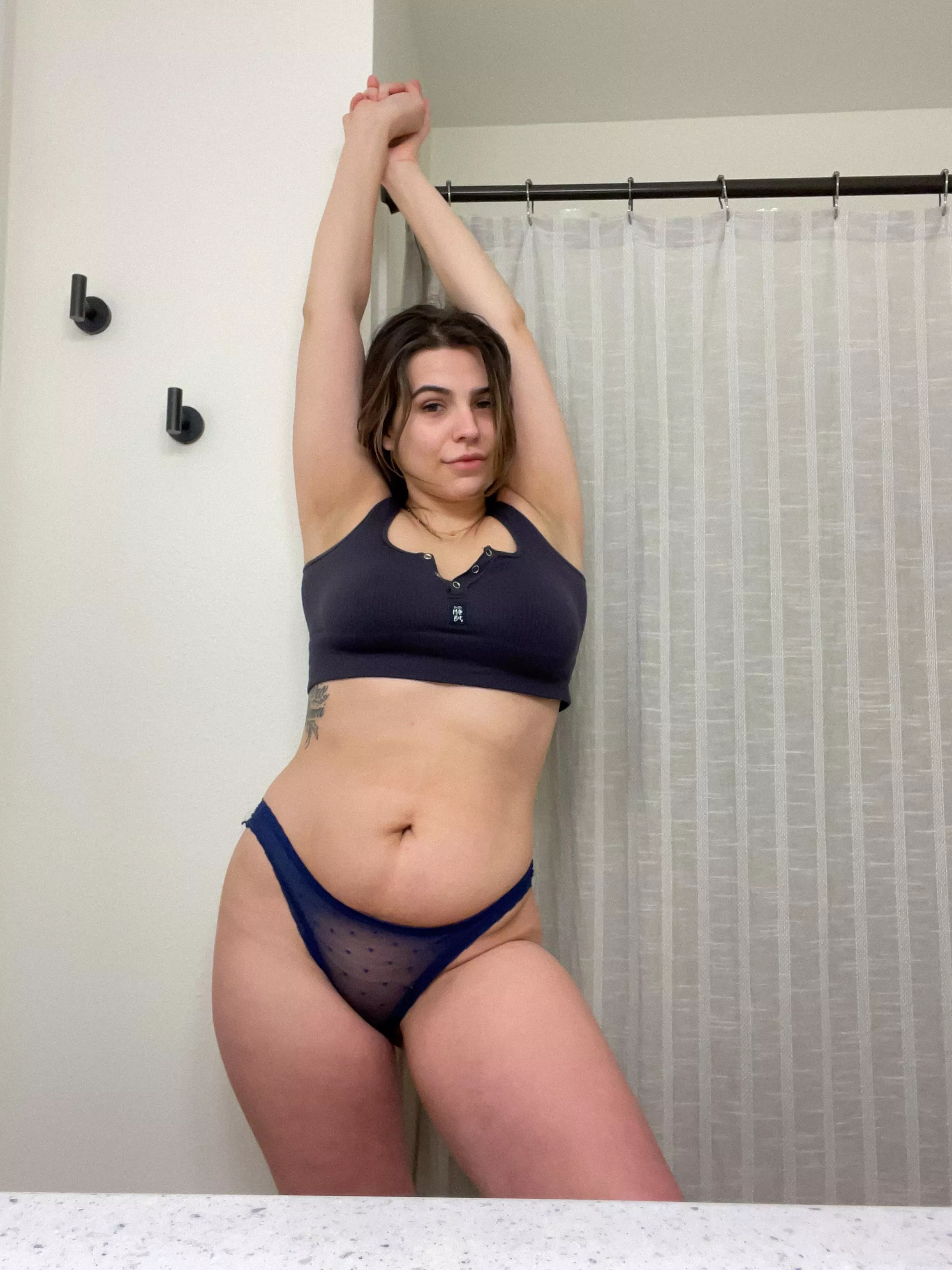 Thicker thighs means hip cleavage is easier to come by 😏😏😏