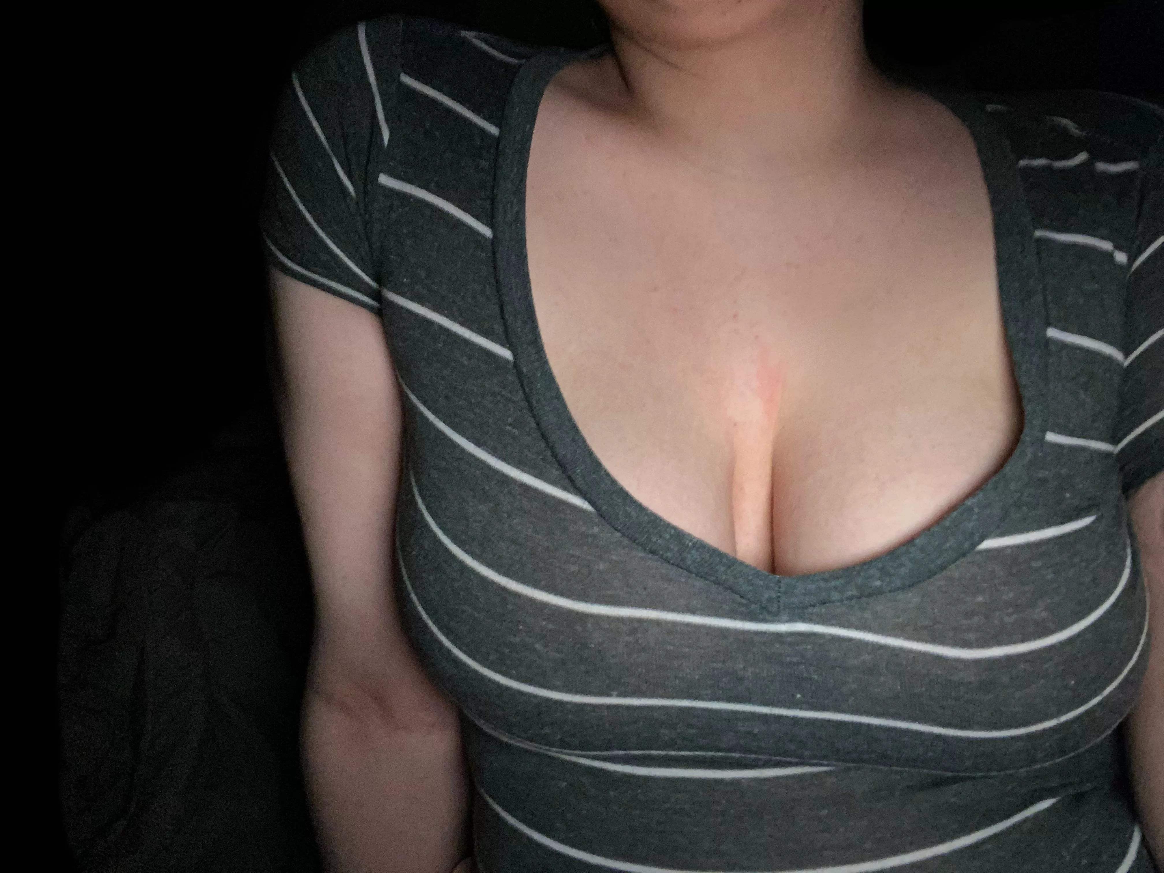 truthfully I couldn’t fit anything underneath here even if I wanted to. maybe a slim jim or two