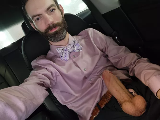 who wants a fat cock with heart shaped balls for breakfast?