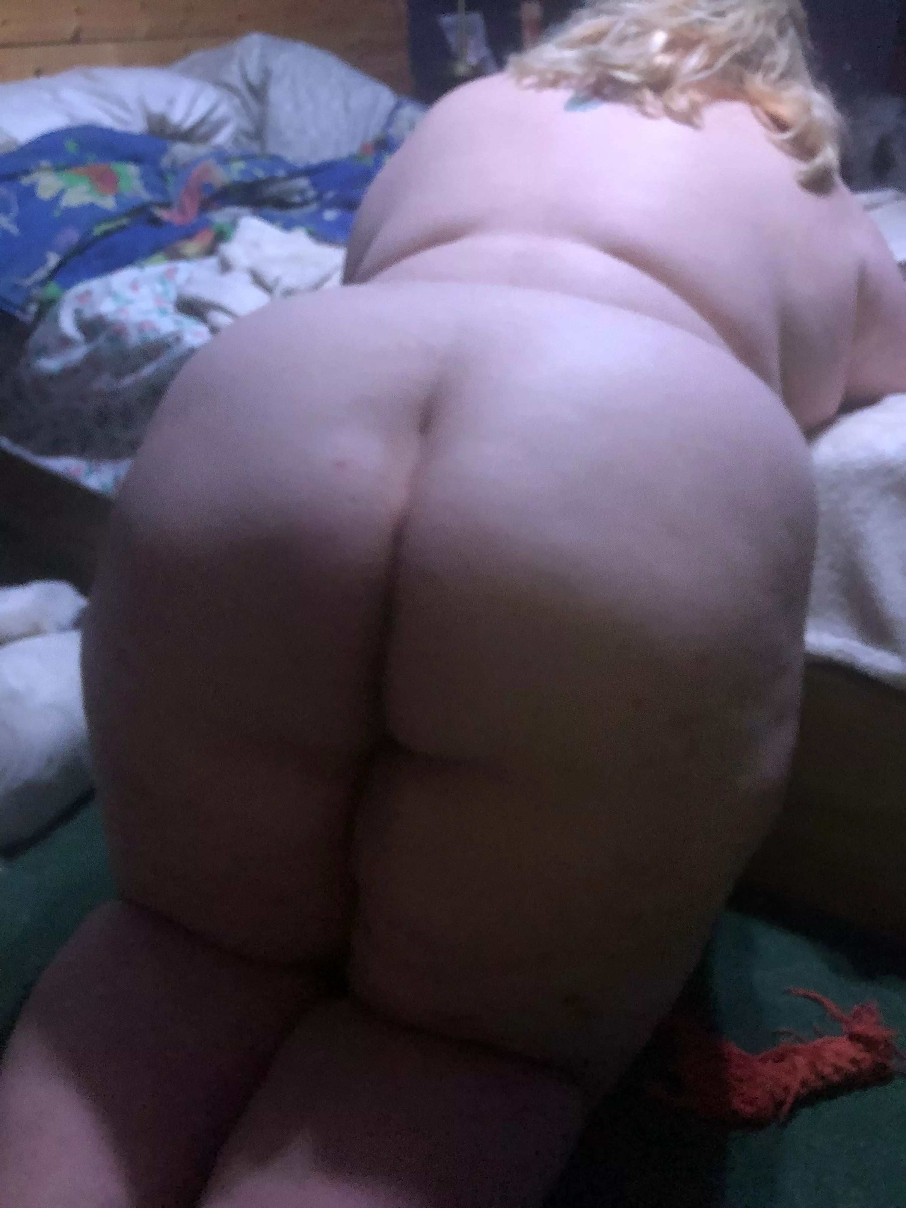 Who wants to Trib my married bbw ass