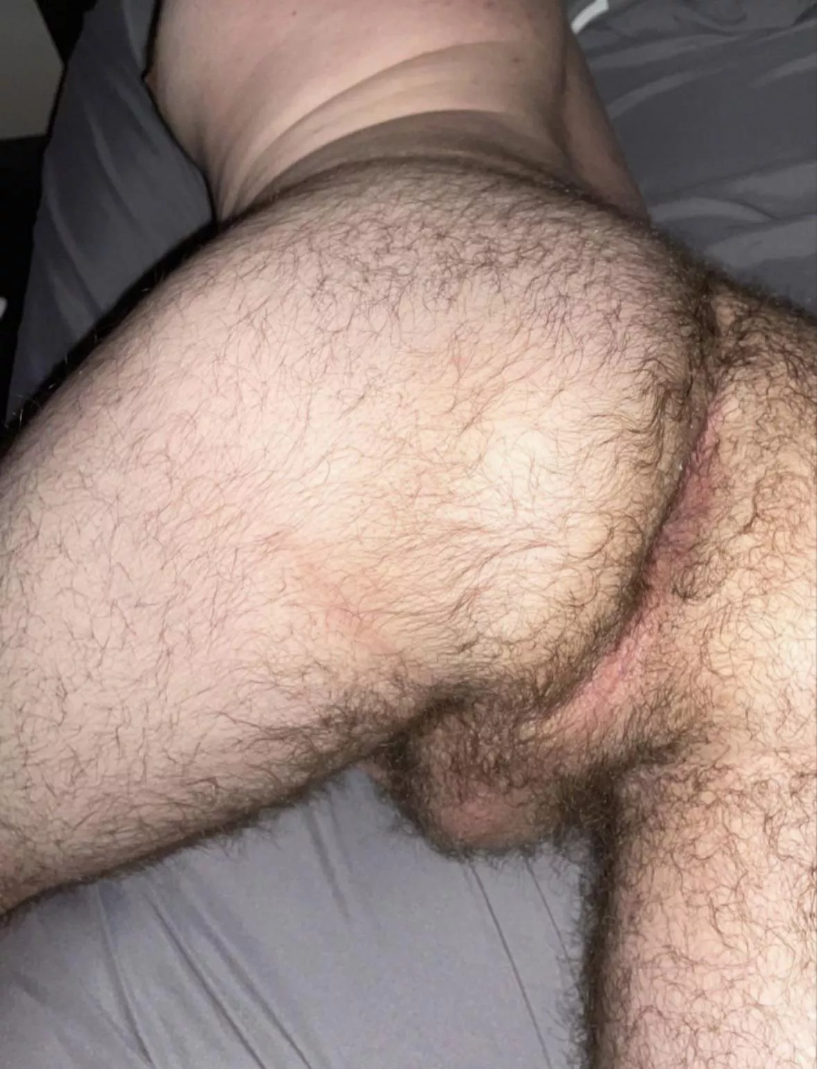 21 dmih54321 into hairy +dirty