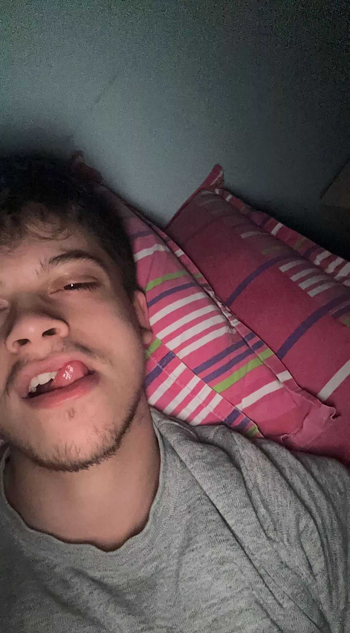 21 here. Add me for funn. Snap me face. Jnscot