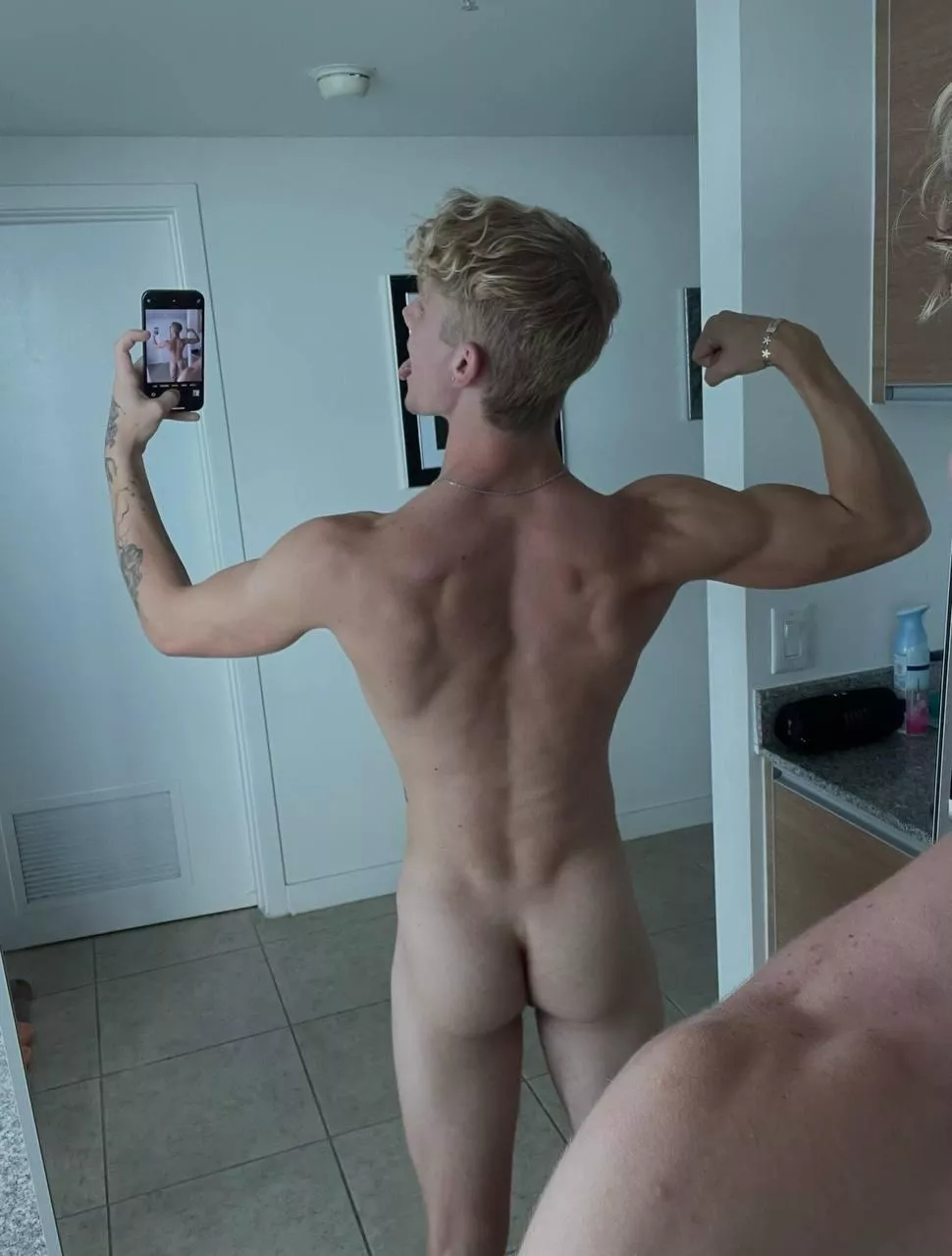 [21] how’s the back view?