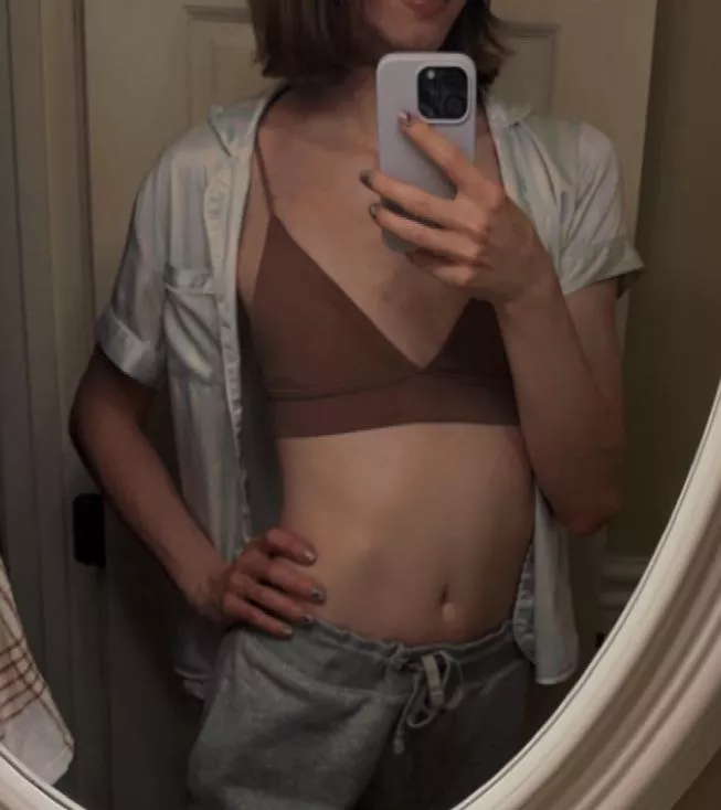 23 femboy btm for daddies and tops