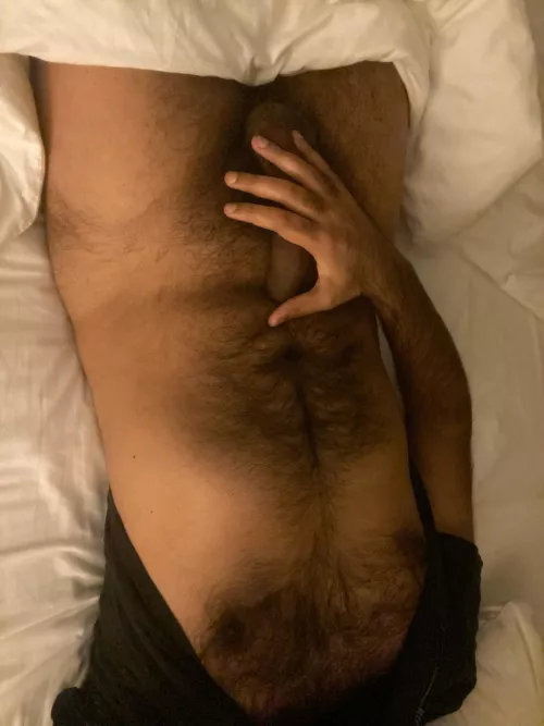 30 uk Indian hairy dad bod. Snap: RD068899