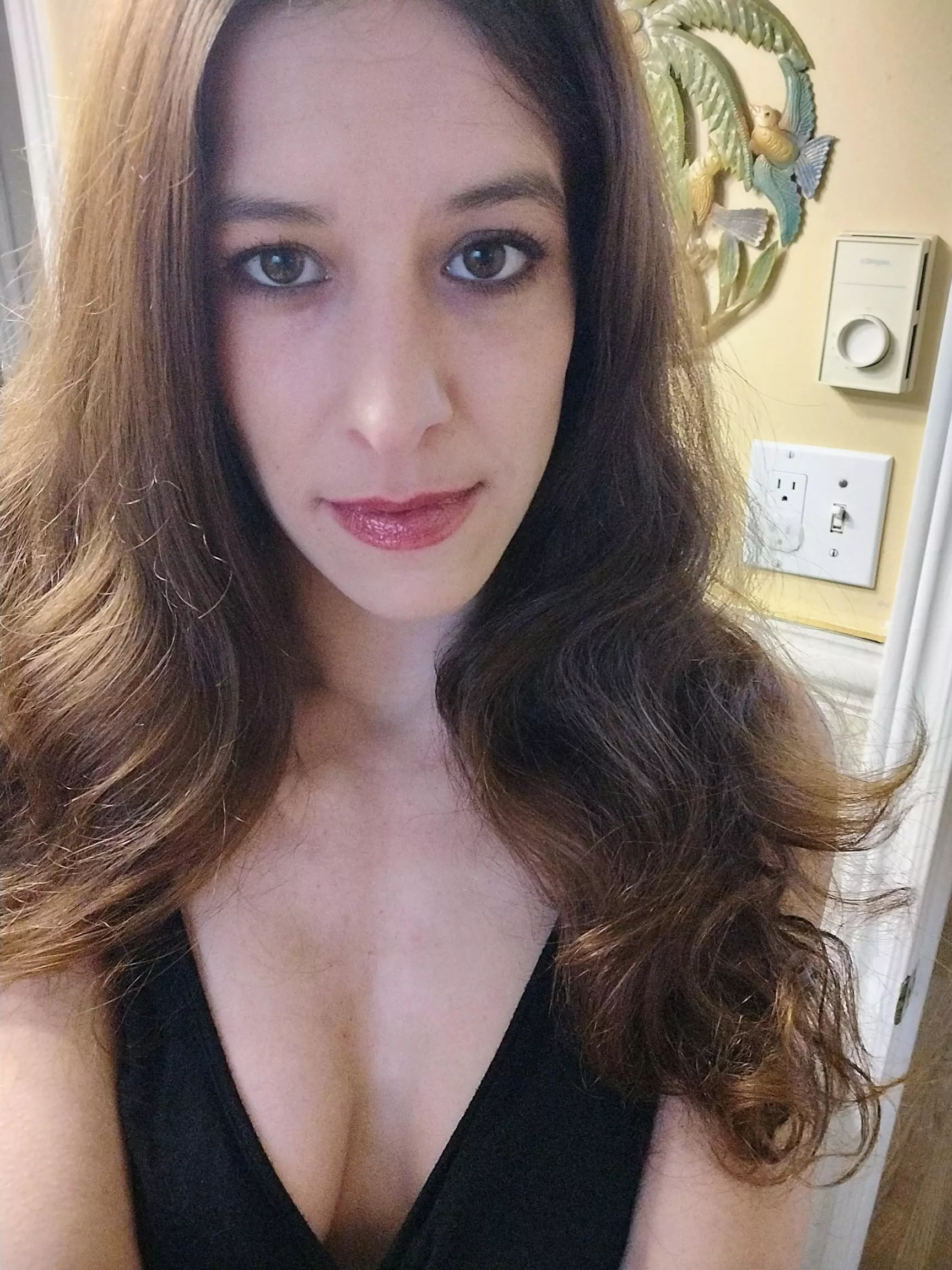 Brunette Girls are where it's At 💋💋💋