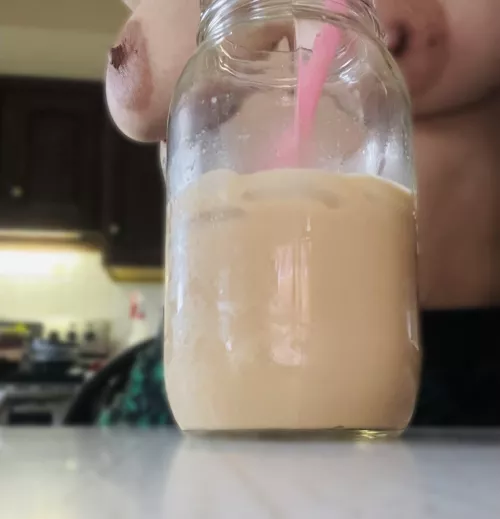 Cold and rainy day, who wants to snuggle all day? (F33)