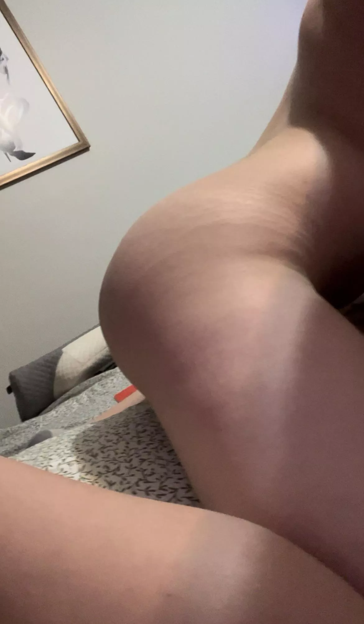 do whatever u want with my fat ass😘