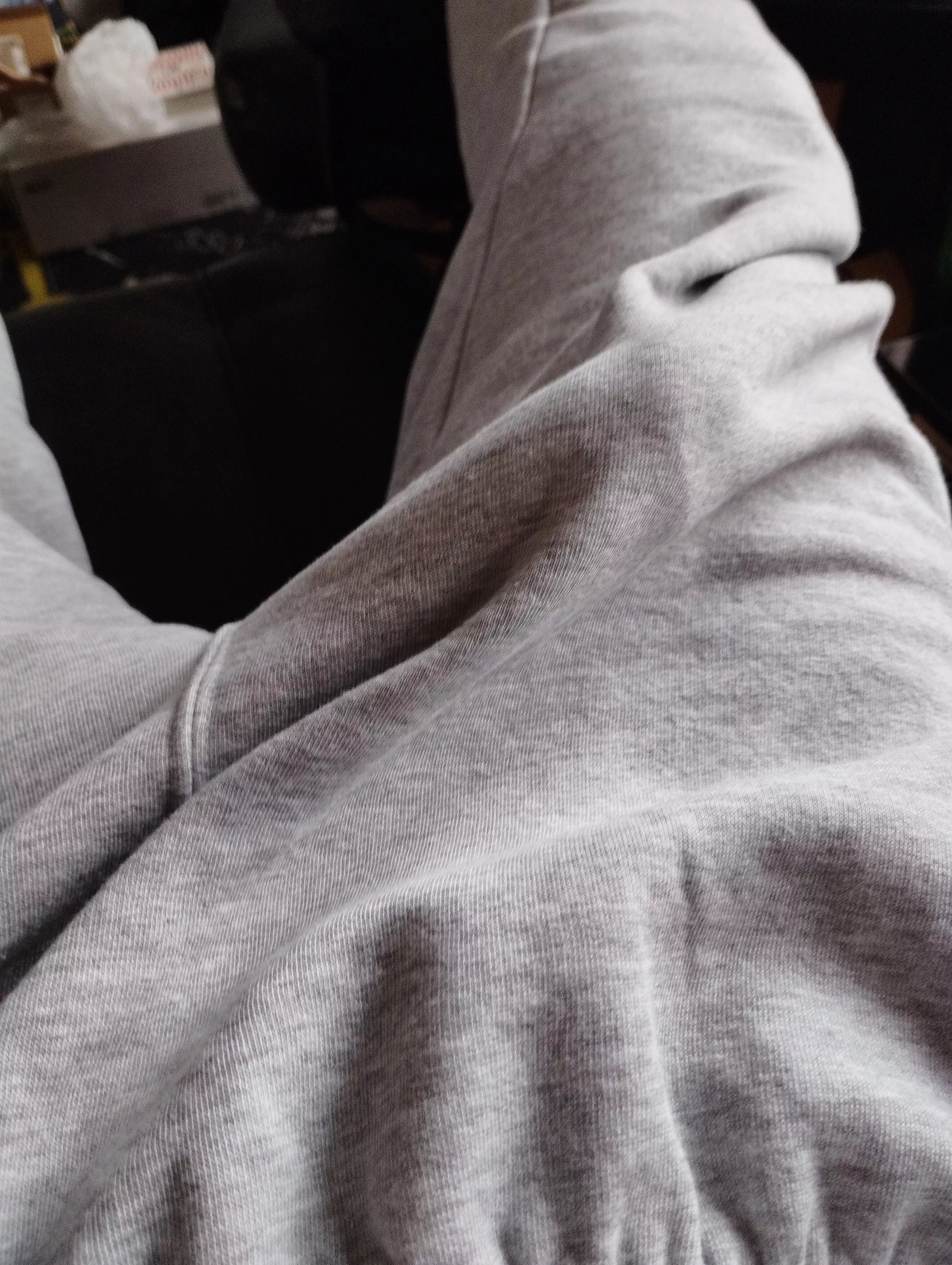 Do you like the outline through my gray sweatpants?