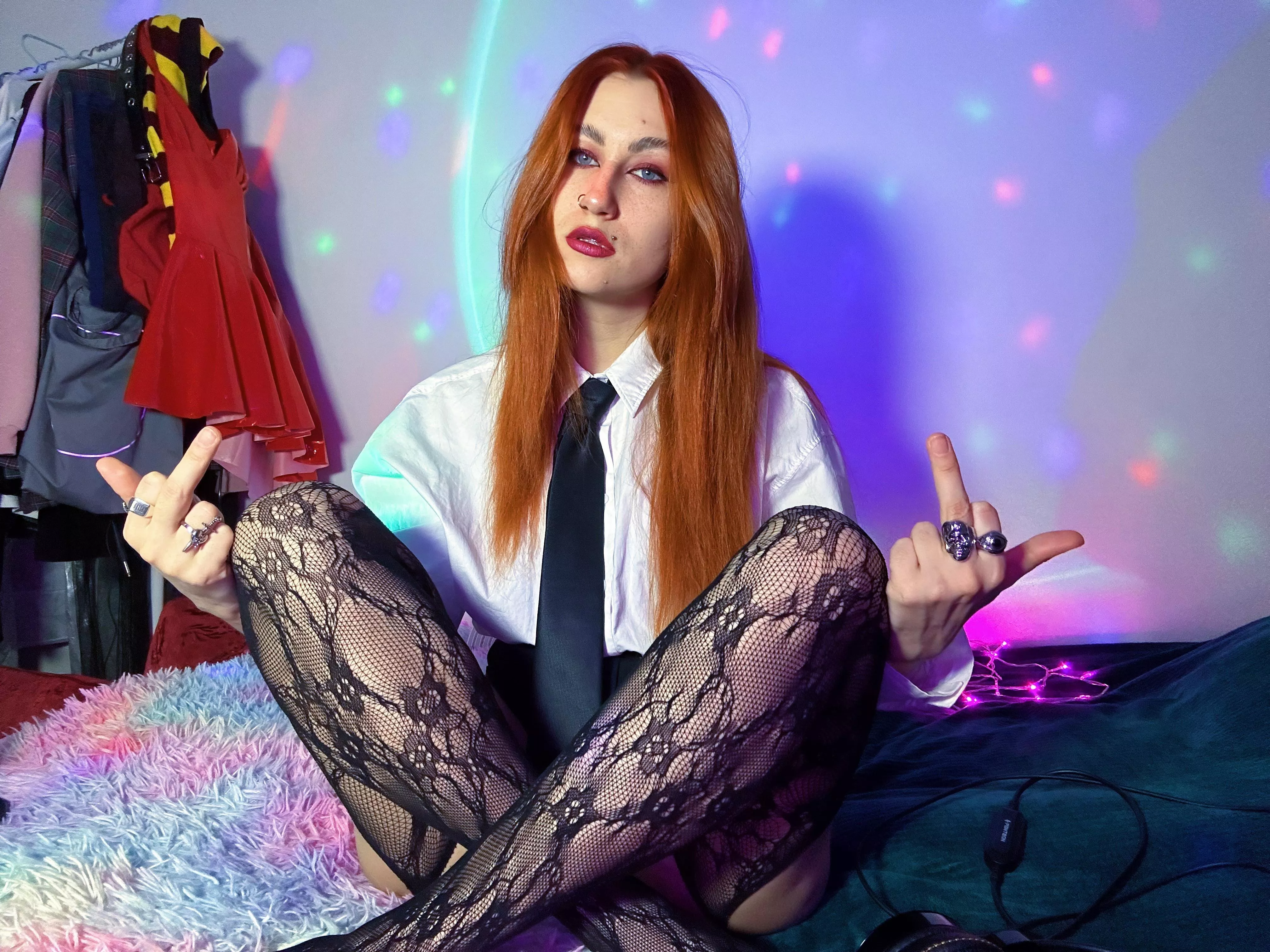 Don't resist, bitch💦 Otherwise I'll tell your wife🤭 [domme]