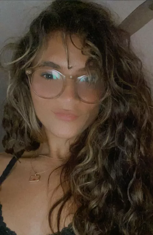 F23 😅FEELING NERDY IN GLASSES😅