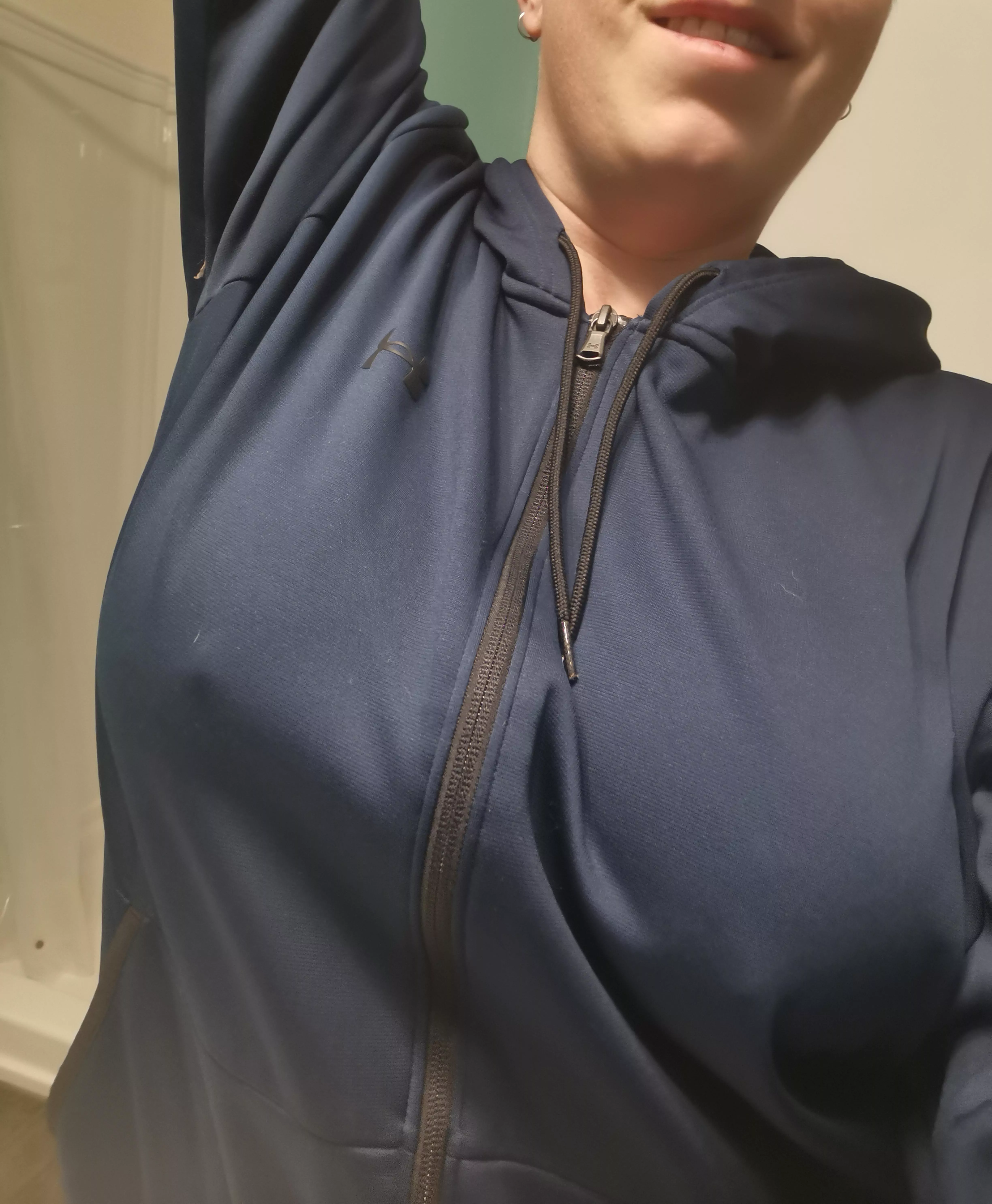 Happy hump day! hope your week is going well so far 😘