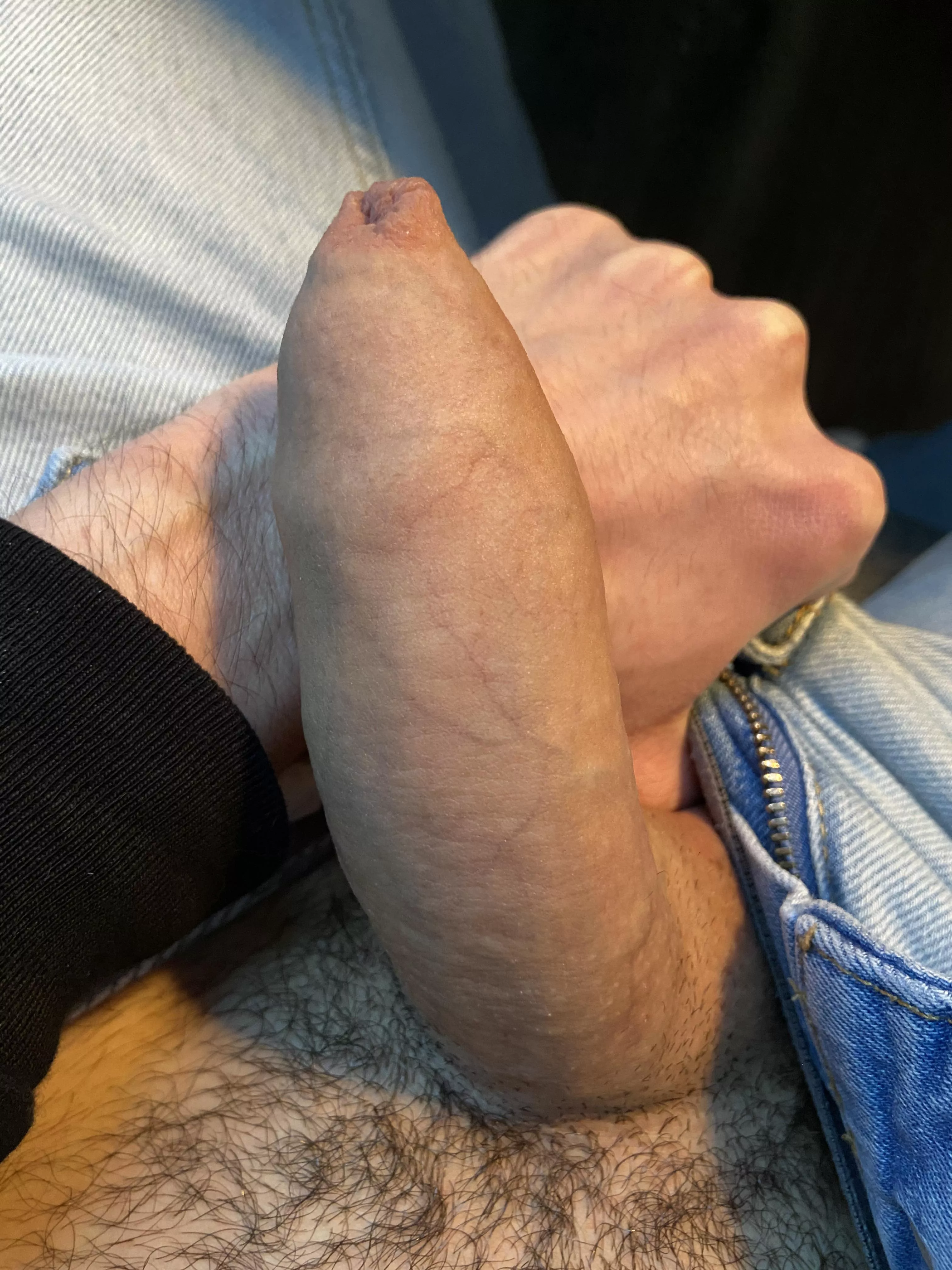 He loves fresh air 🤷‍♂️