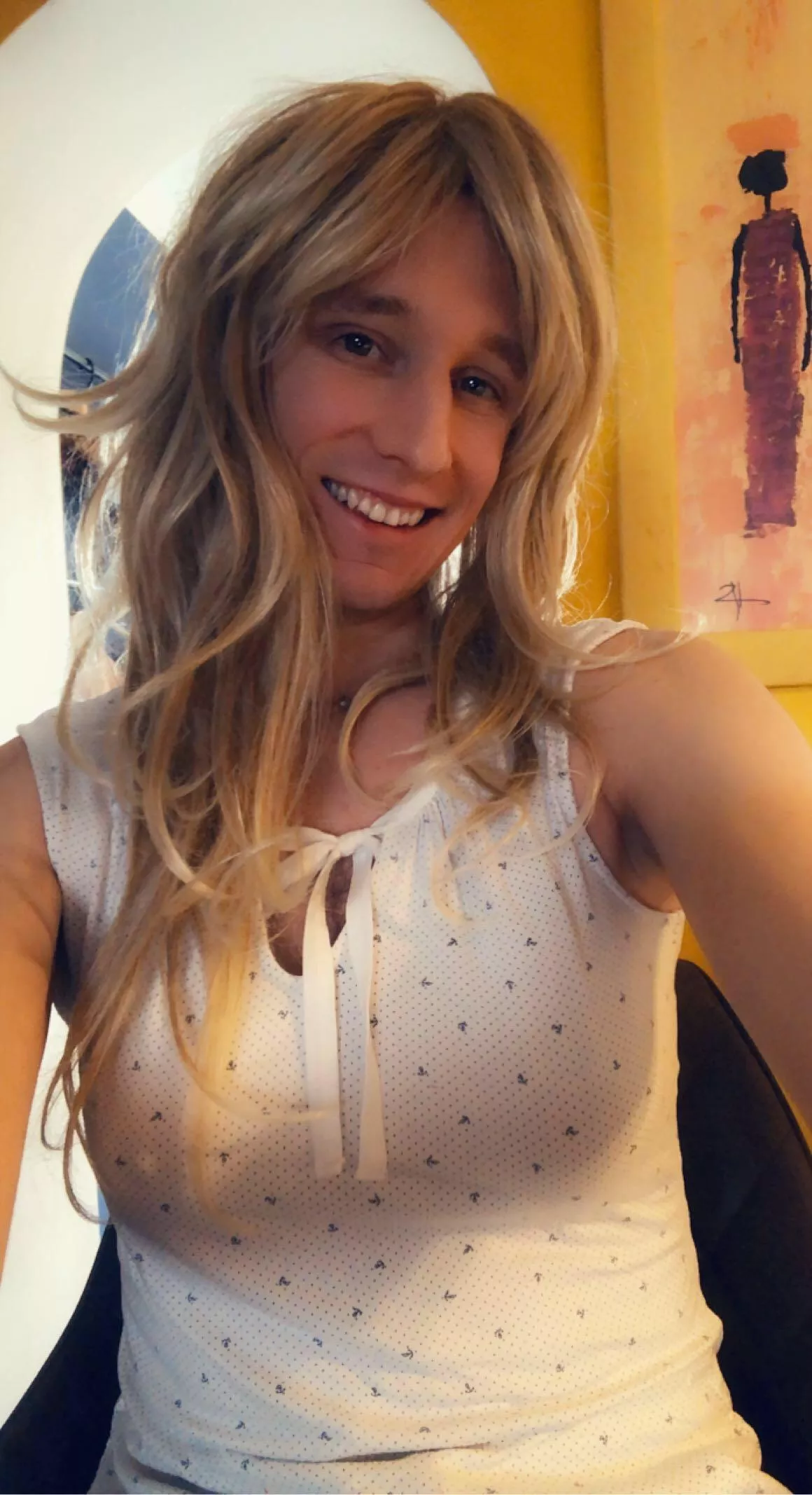 I am back from my disaster relief activity in turkey. Is there someone I can cuddle with? 🥺