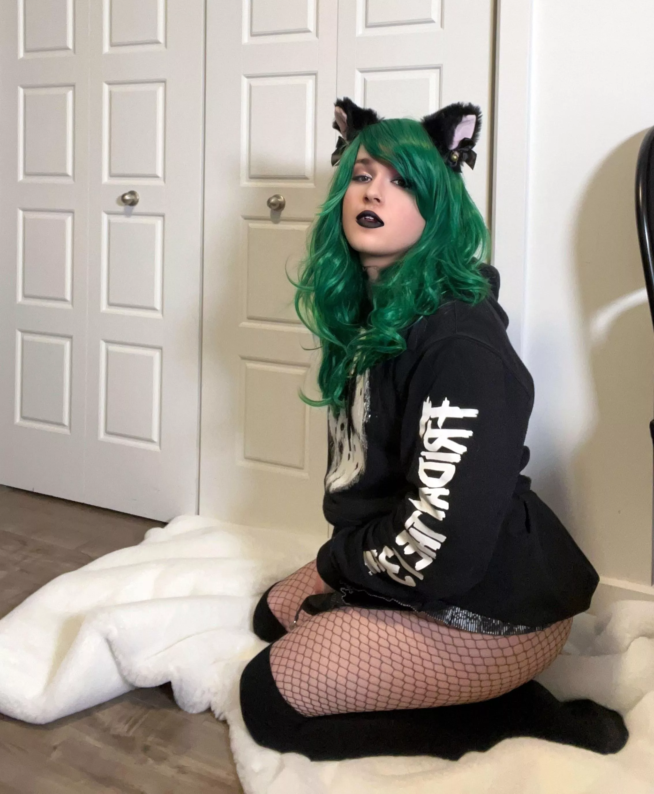 I basically wear that hoodie everyday 😅