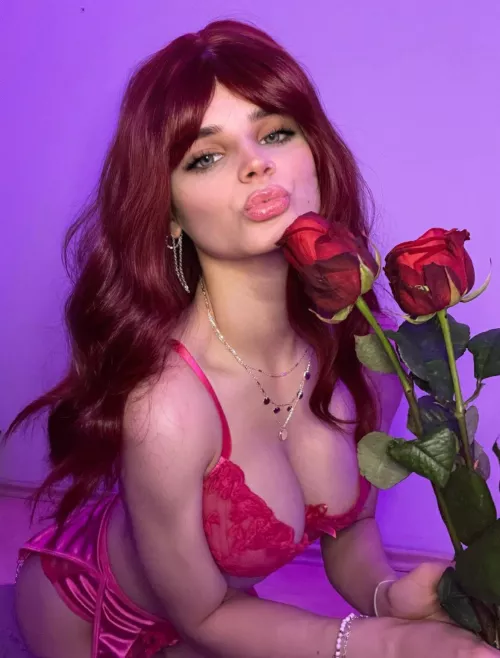 I desperately need someone to spend Valentine's Day with... happy Valentine's Day