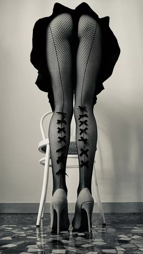 I think my dress is too short…