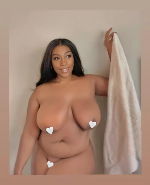 im all dried off babe, time to get it onnn😈🤍