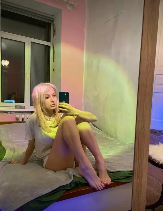 I'm not gonna leave you with that boner..